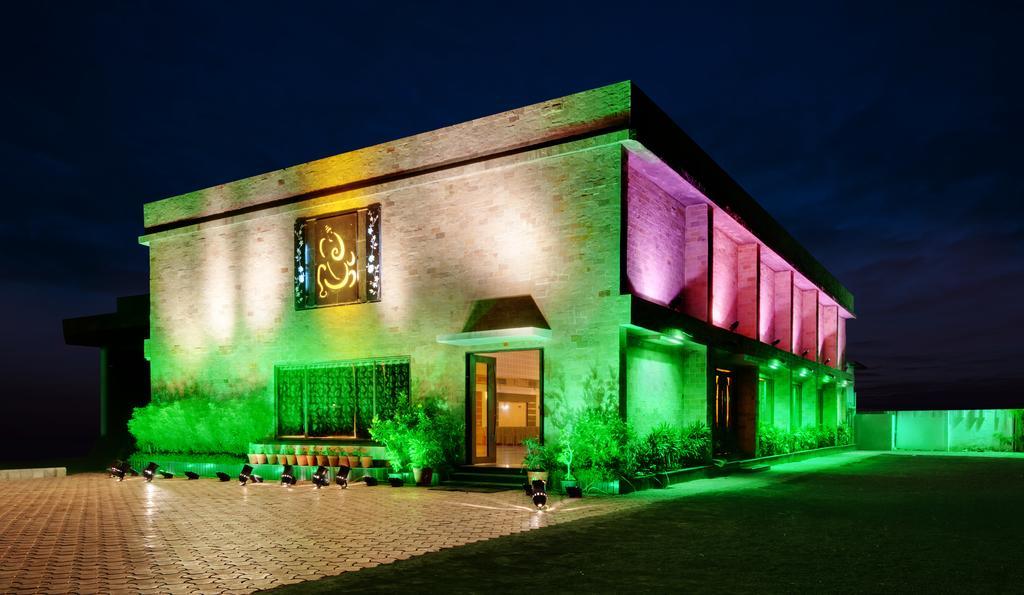 Hotel Balaji Central Ratlam Ngoại thất bức ảnh