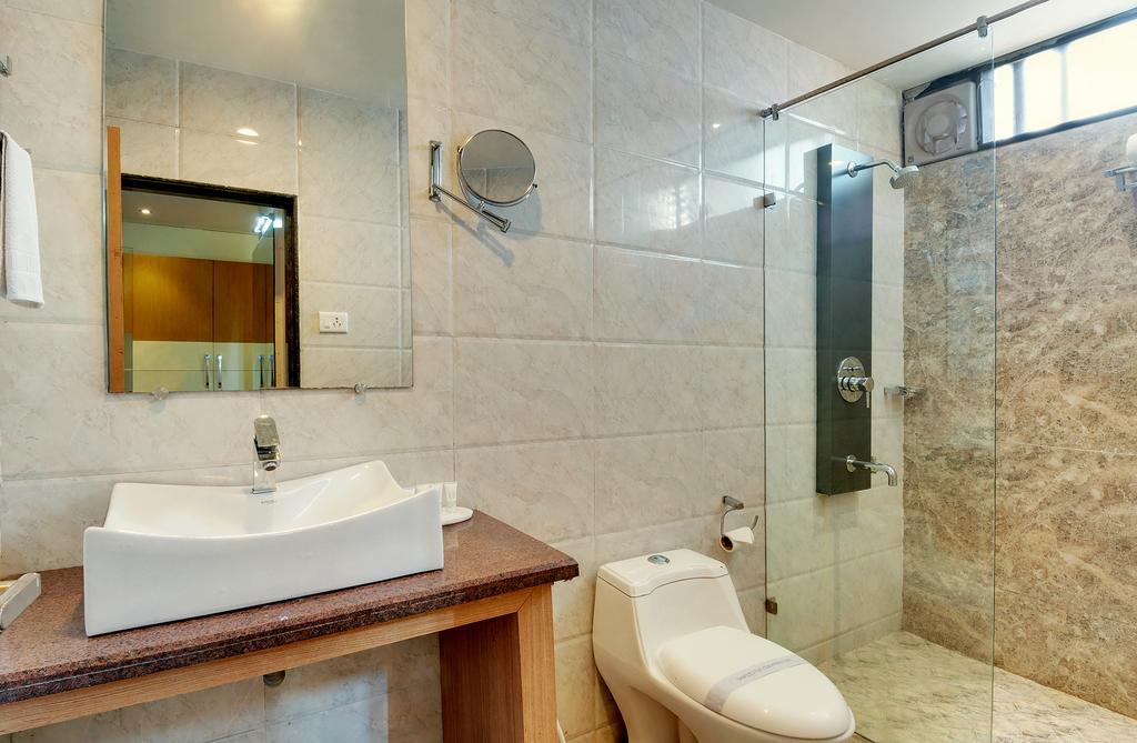 Hotel Balaji Central Ratlam Ngoại thất bức ảnh