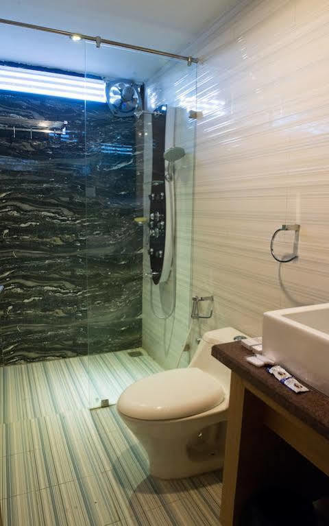 Hotel Balaji Central Ratlam Ngoại thất bức ảnh